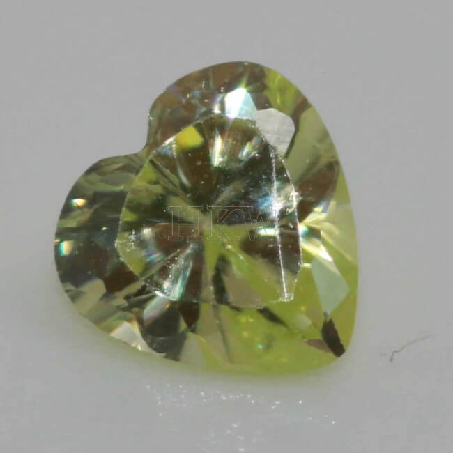 PERIDOT CUBIC ZIRCONIA - Heart