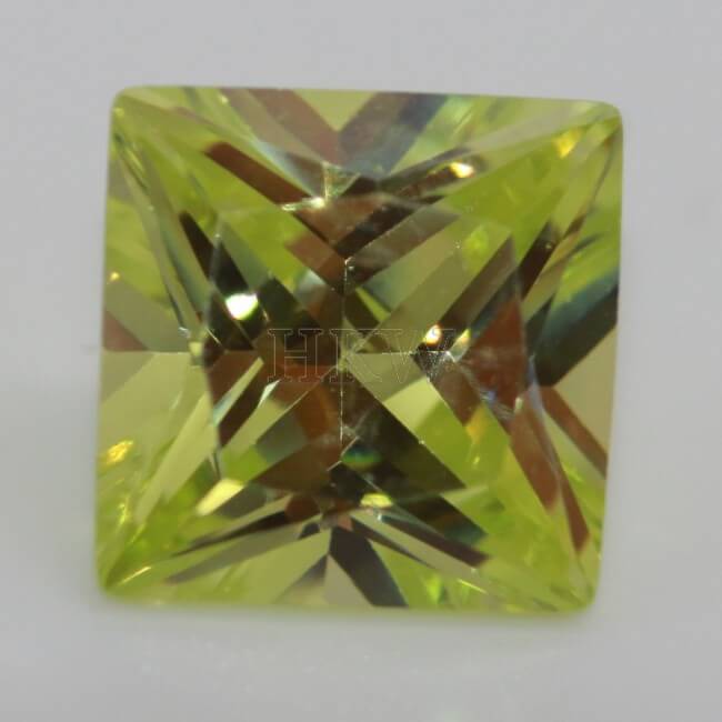 PERIDOT CUBIC ZIRCONIA - Square