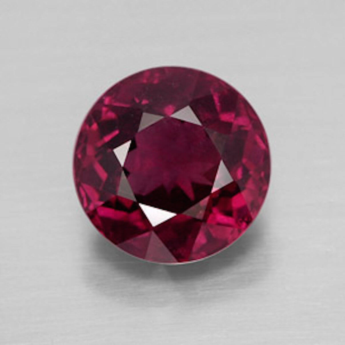 Natural Rhodolite Garnet - Round